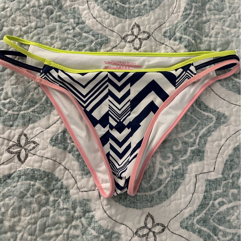 VS swim bottom